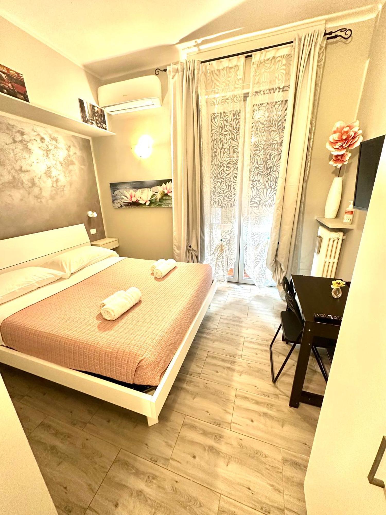 Locazione Turistica Girasole Bed & Breakfast Верона Екстериор снимка