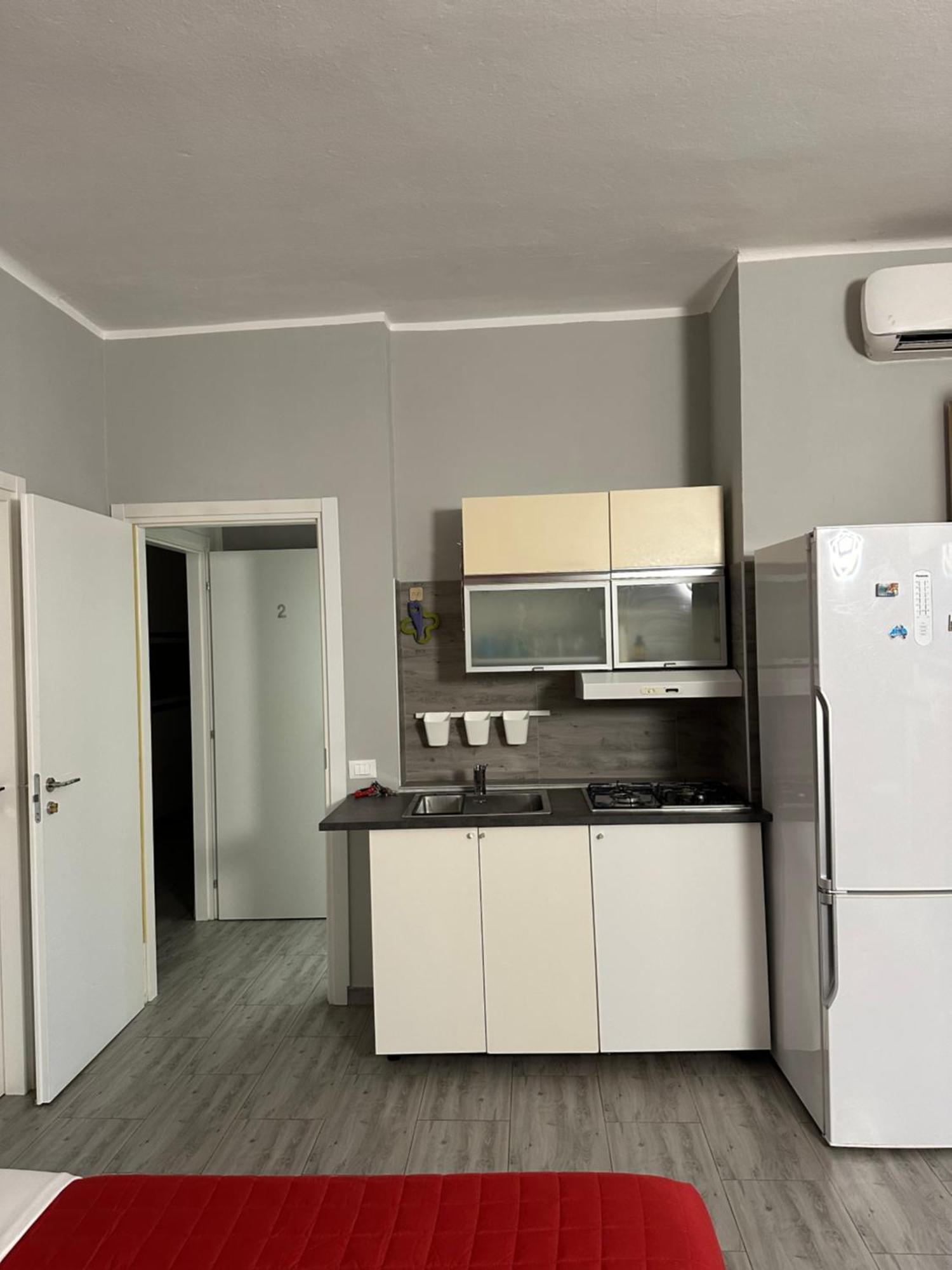 Locazione Turistica Girasole Bed & Breakfast Верона Екстериор снимка
